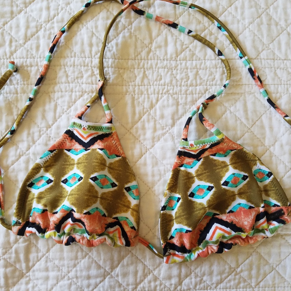 Small Volcom Bikini Top (Reversible)